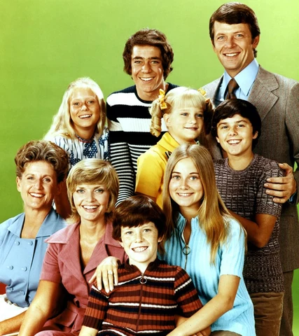 What does the cast of The Brady Bunch make from reruns?